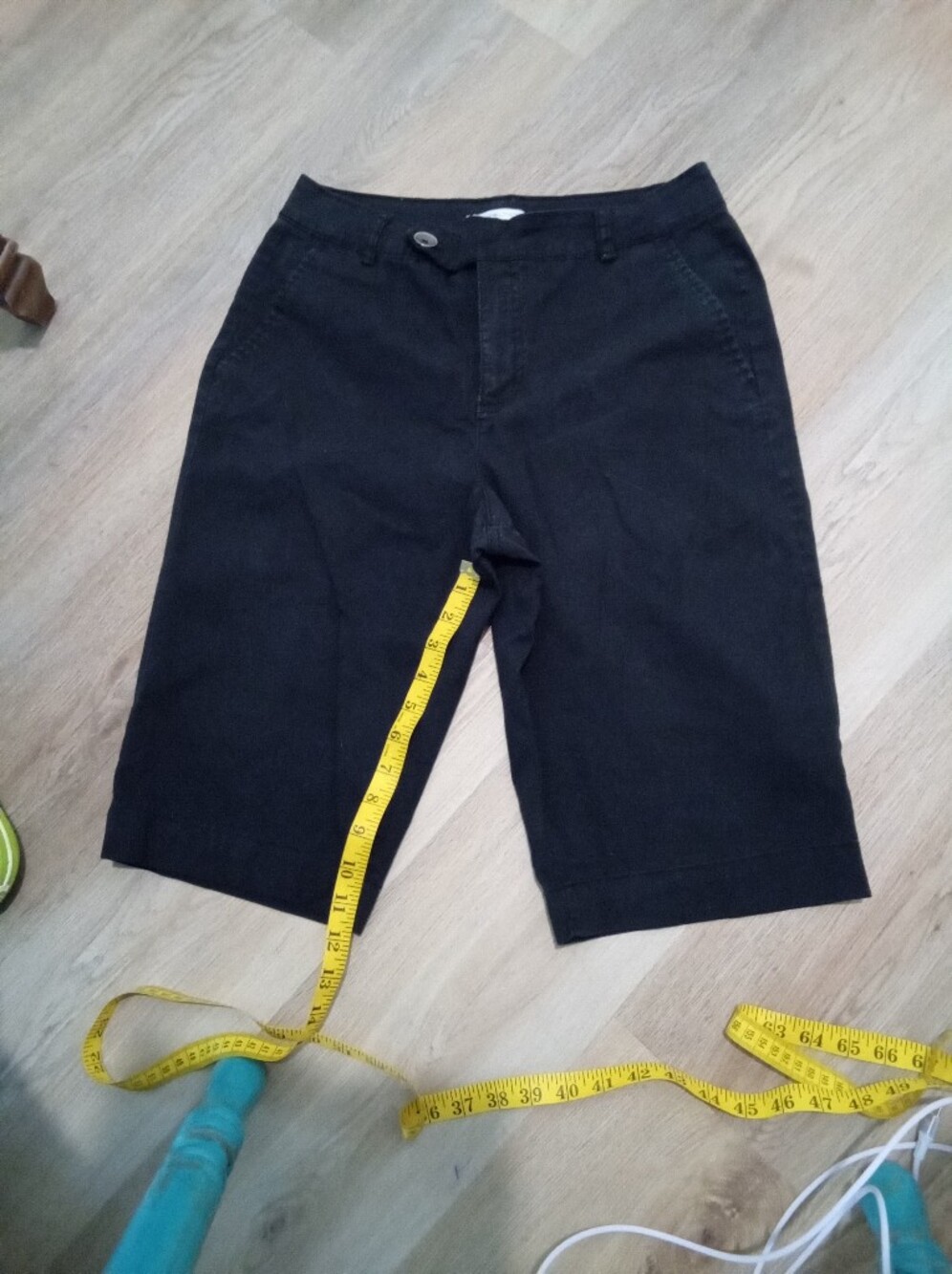 BandolinoBlu Size 8 Black Chino Style Knee-Length 11.5" Bermuda Shorts